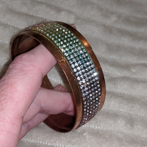 BEAUTIFUL Vintage Rainbow w/Cubic Zirconia Stones Bangle Bracelet - Picture 6 of 10